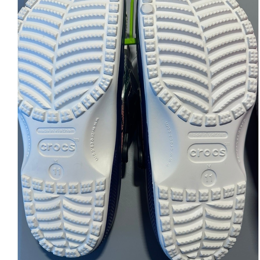 Crocs x Demon Slayer Classic Clog Shinobu Kocho Men's Size 11 Sandal 211412-90H - Picture 5 of 11